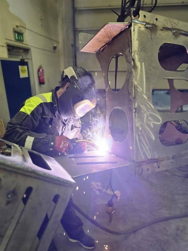 e3edac49-a465-4010-bfe9-265170071334